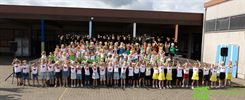 Schoolfeest Helibel danst door zon én regen