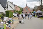 Rommelmarkt Tervant met wat regen en zon