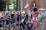 Processie in Lille onder stralende zon