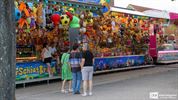 Zomers warm op de kermis in Kerkhoven