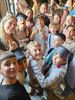 Ook in Lommel-West gooien ze met hoedjes