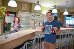 Zomercafé Kom-Af van start aan buurthuis De Kom