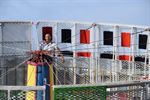 Zonnige én natte start voor kermis in Neerpelt