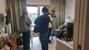 VRT Nieuws op bezoek in WZC Ploegdries