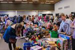 Tweedehandsbeurs Gezinsbond lokte veel volk