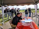 Waarom de optekenaars naar een spiegel kijken