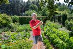 Een tuin vol leven, kunst en eigen oogst