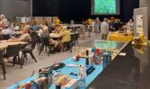 35ste Bijen-info-markt lokt veel volk