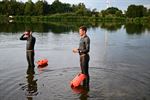 Minister promoot openwaterzwemmen aan Paalse Plas