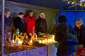 Regen en drankjes op de kerstmarkt