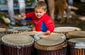 Minder weer, grootse sfeer op Wereldfeest