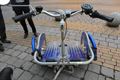 Rotary schenkt rolstoeltransportfiets aan Ocura