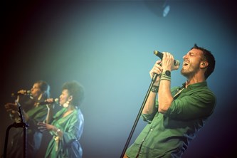 Radio Guga - Ondersteboven